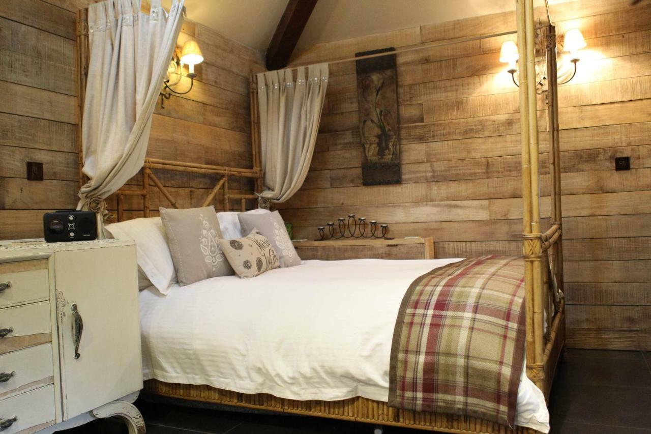 Hotel The Devils Cradle Farnham  Esterno foto